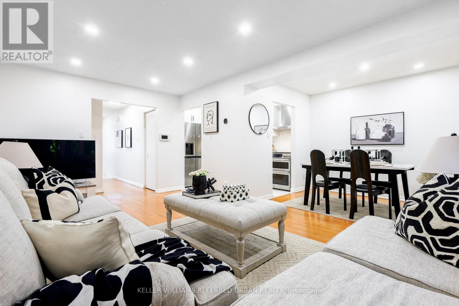 84 Lowry Square, Toronto (Malvern), Ontario  M1B 1N6 - Photo 11 - E12438025