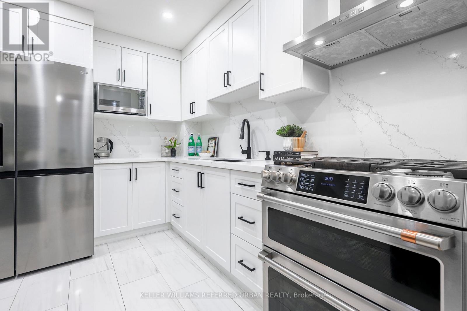 84 Lowry Square, Toronto (Malvern), Ontario  M1B 1N6 - Photo 14 - E12438025