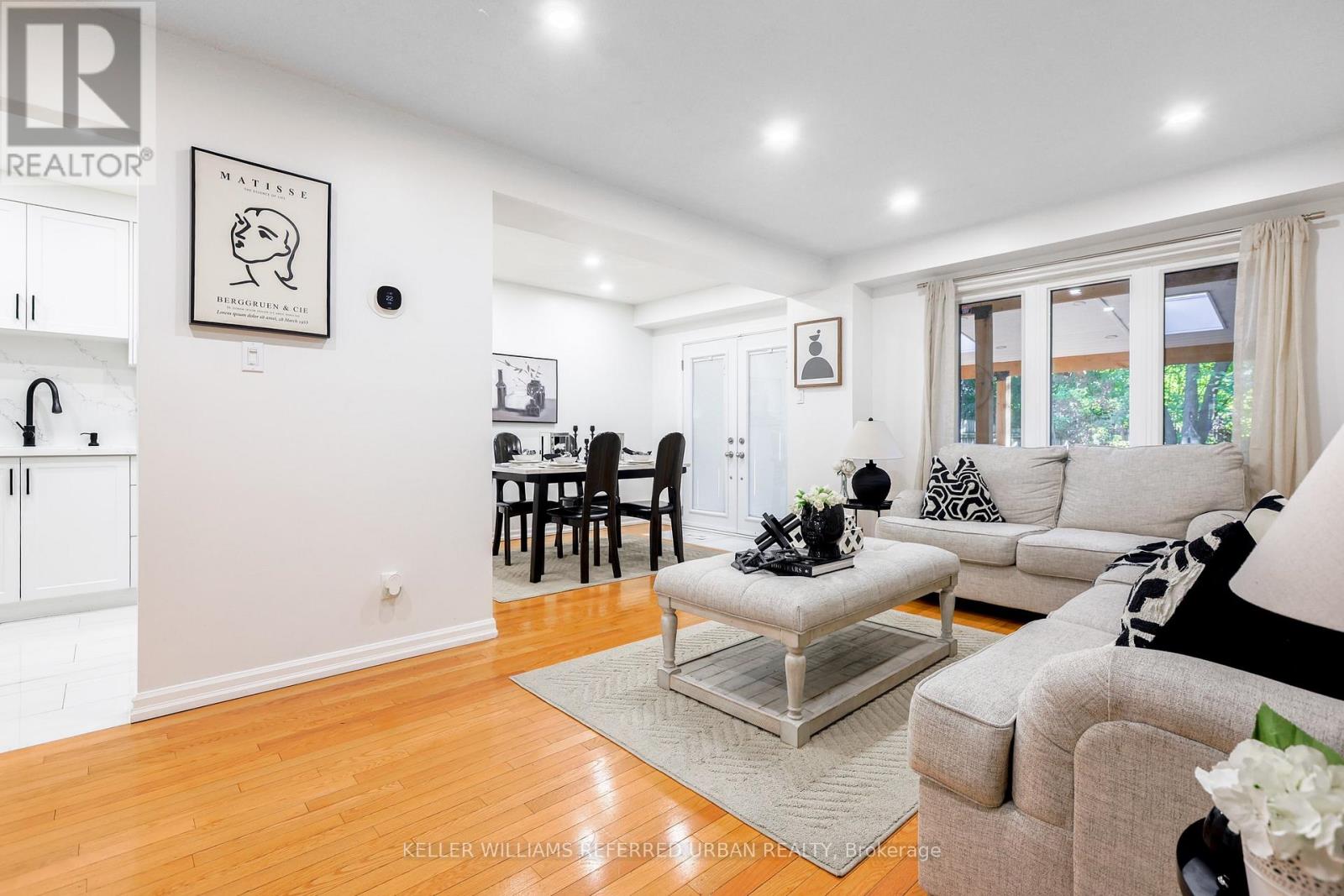 84 Lowry Square, Toronto (Malvern), Ontario  M1B 1N6 - Photo 7 - E12438025
