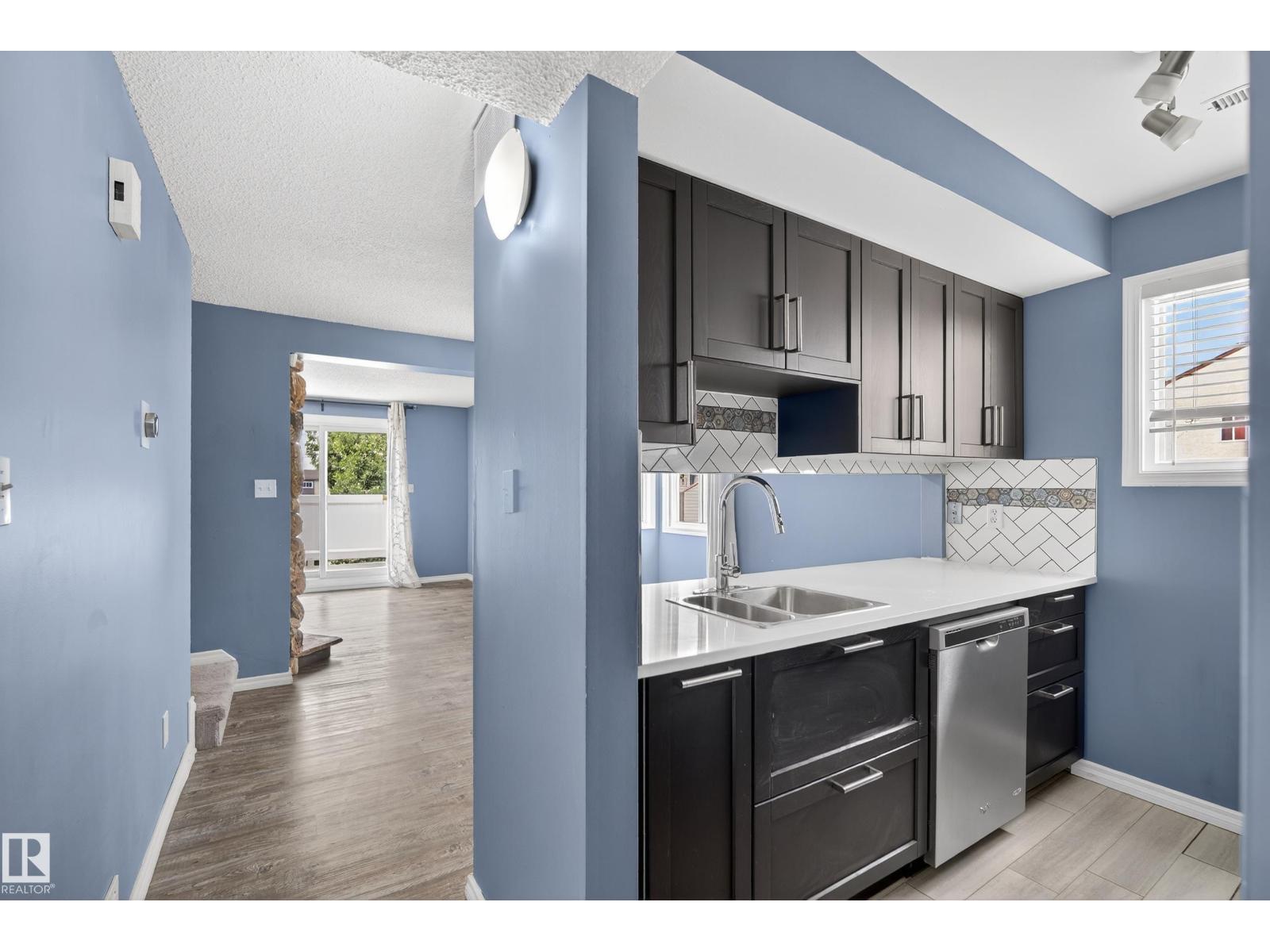 225 Lancaster Tc Nw, Edmonton, Alberta  T5X 5T4 - Photo 5 - E4457137