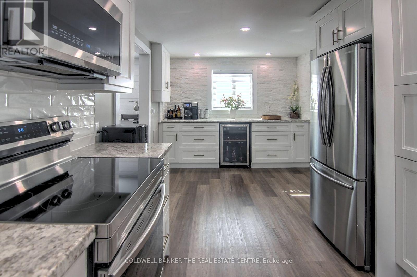 55 Prince Street W, Kawartha Lakes (Bobcaygeon), Ontario  K0M 1A0 - Photo 13 - X12437635