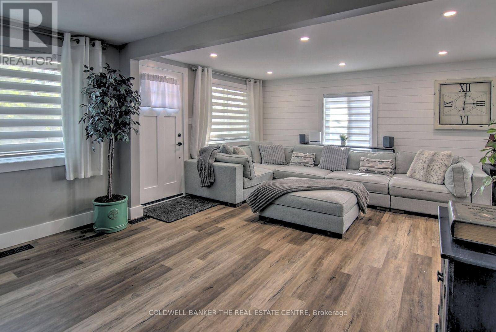 55 Prince Street W, Kawartha Lakes (Bobcaygeon), Ontario  K0M 1A0 - Photo 18 - X12437635