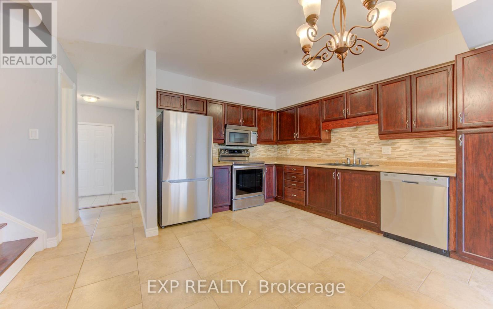 6 - 499 Oakvale Drive, Waterloo, Ontario  N2T 2G6 - Photo 17 - X12437649