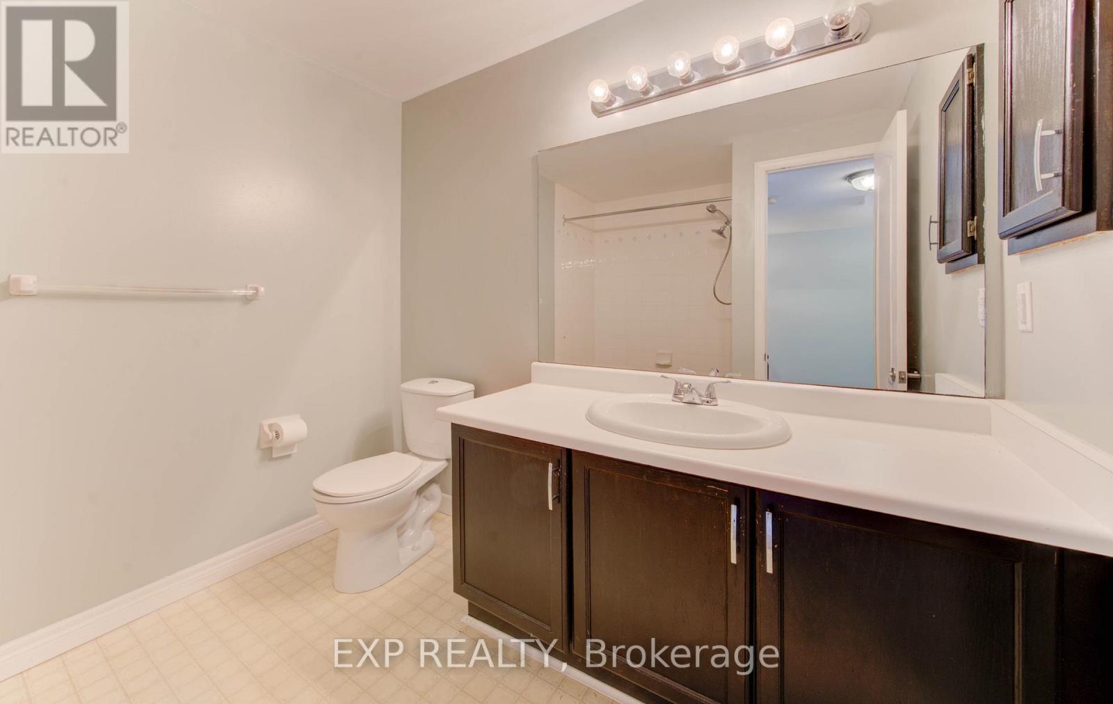 6 - 499 Oakvale Drive, Waterloo, Ontario  N2T 2G6 - Photo 28 - X12437649