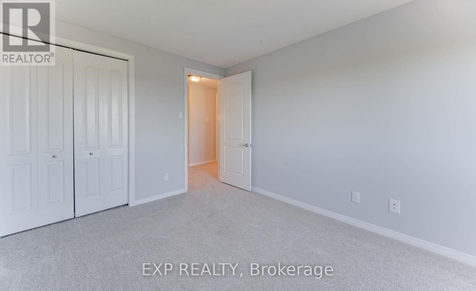 6 - 499 Oakvale Drive, Waterloo, Ontario  N2T 2G6 - Photo 31 - X12437649