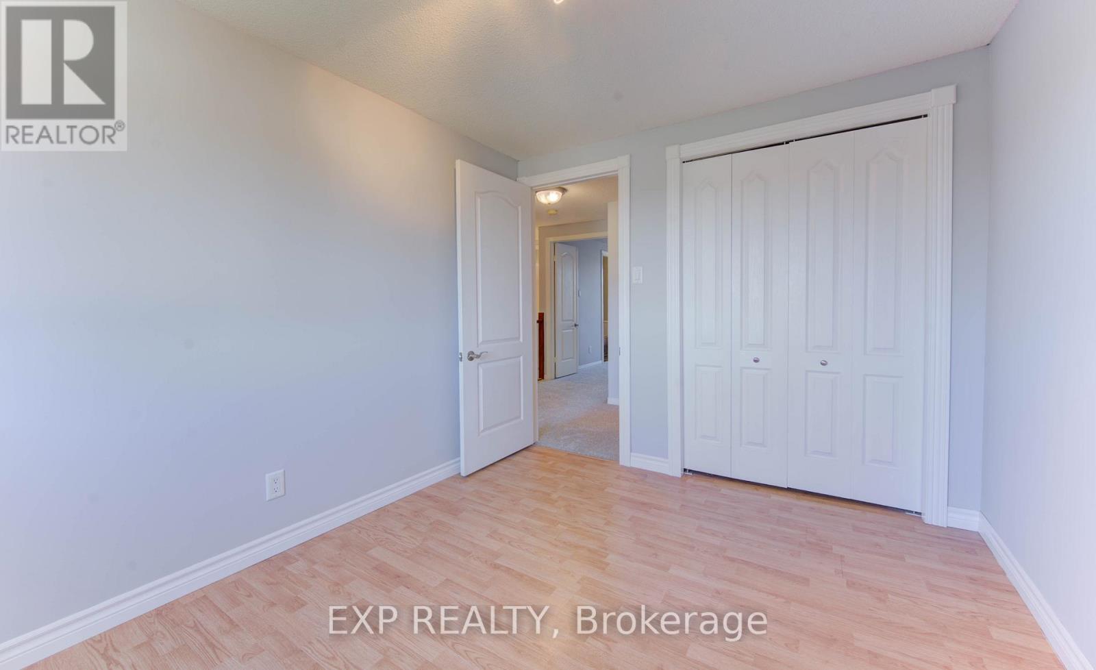 6 - 499 Oakvale Drive, Waterloo, Ontario  N2T 2G6 - Photo 33 - X12437649