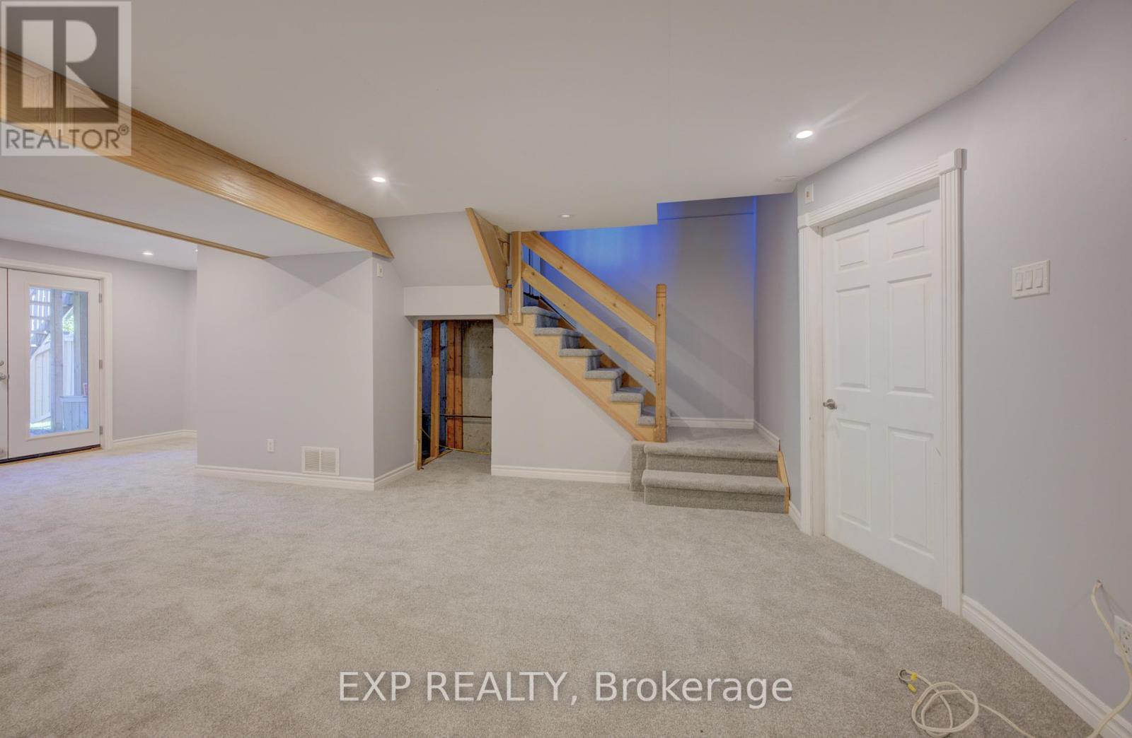 6 - 499 Oakvale Drive, Waterloo, Ontario  N2T 2G6 - Photo 36 - X12437649