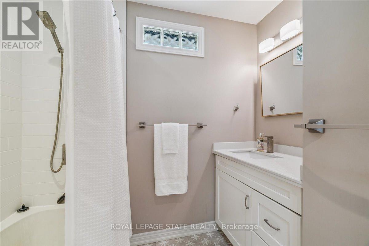 1 Parkvista Place, Hamilton, Ontario  L8J 3S5 - Photo 31 - X12437662