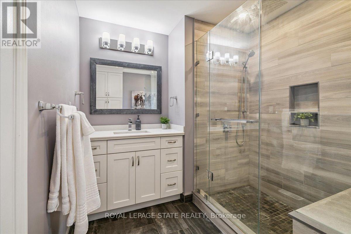 1 Parkvista Place, Hamilton, Ontario  L8J 3S5 - Photo 5 - X12437662
