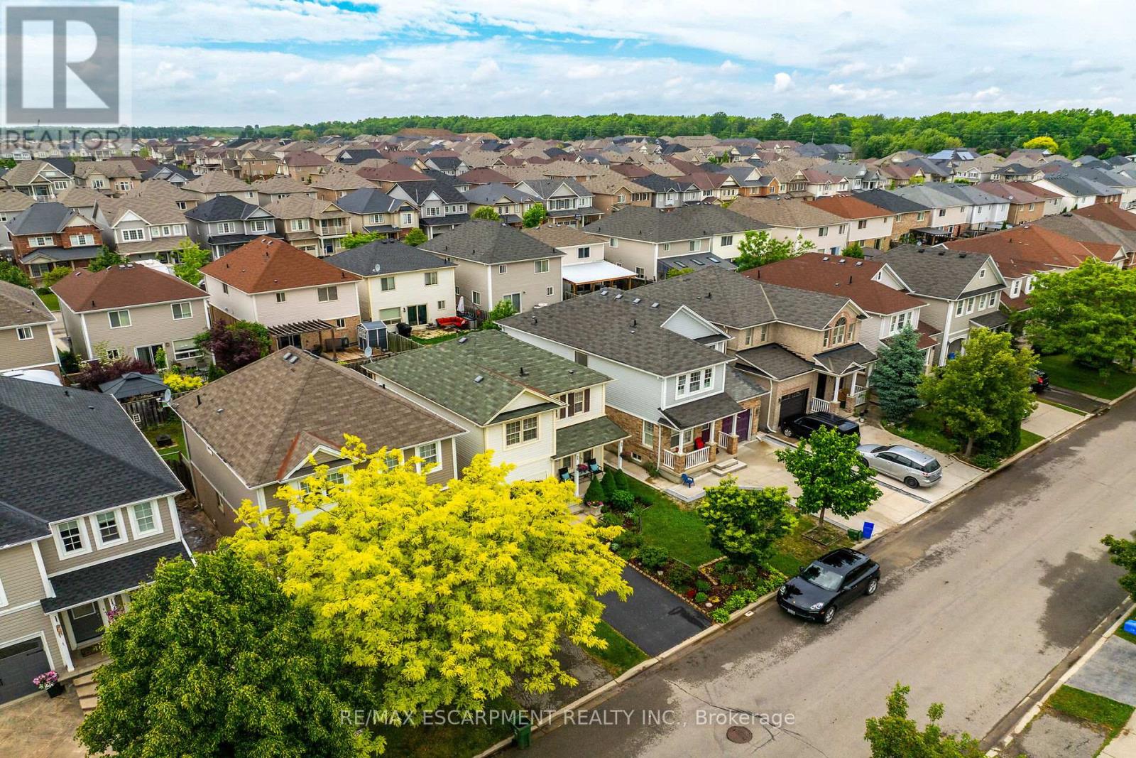 68 Powell Drive, Hamilton (Binbrook), Ontario  L0R 1C0 - Photo 43 - X12437671