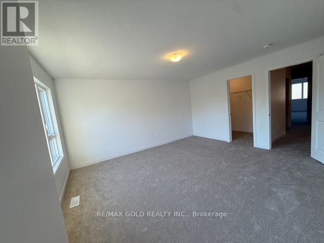 24 Oak Forest Common Crescent, Cambridge, Ontario  N1S 0G3 - Photo 13 - X12437678