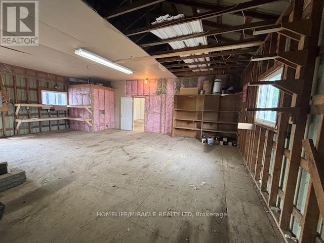 (Shop) - 1047 Parkinson Road, Woodstock, Ontario  N4S 7W3 - Photo 10 - X12437693