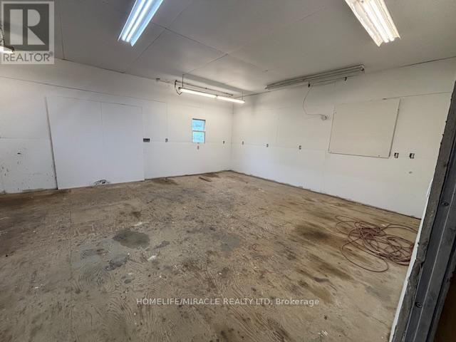 (Shop) - 1047 Parkinson Road, Woodstock, Ontario  N4S 7W3 - Photo 14 - X12437693