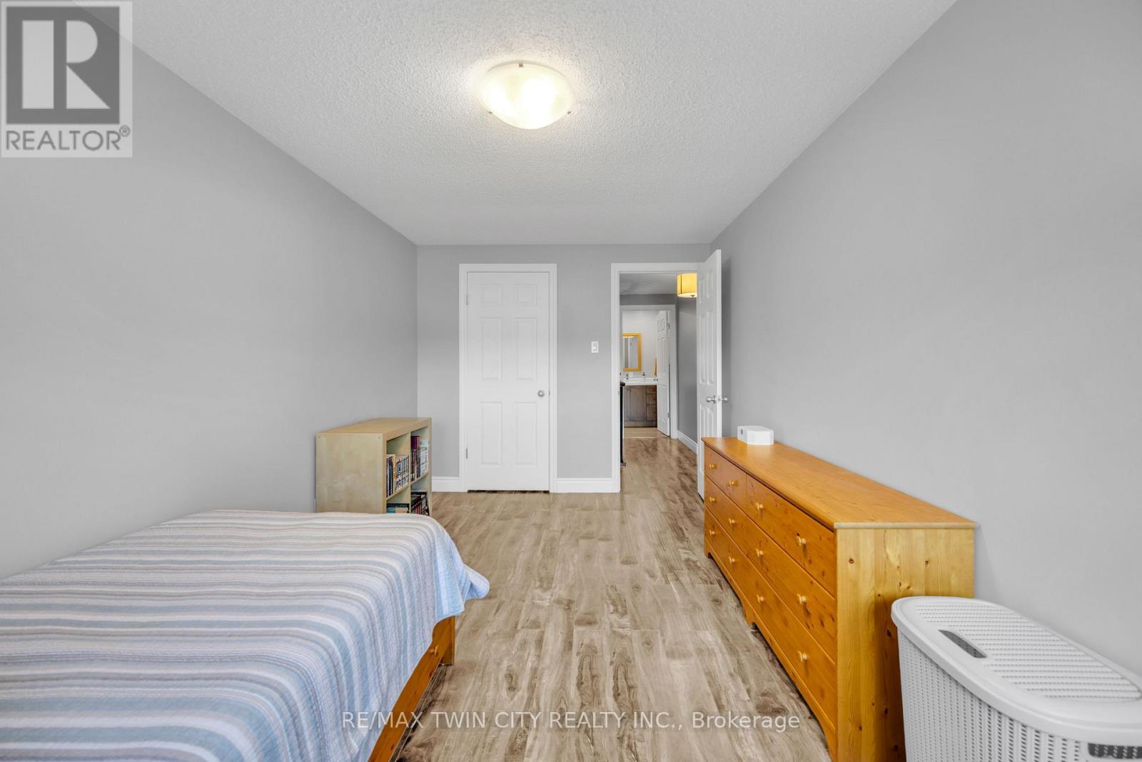 54 - 14 Williamsburg Road, Kitchener, Ontario  N2E 1W1 - Photo 22 - X12437717
