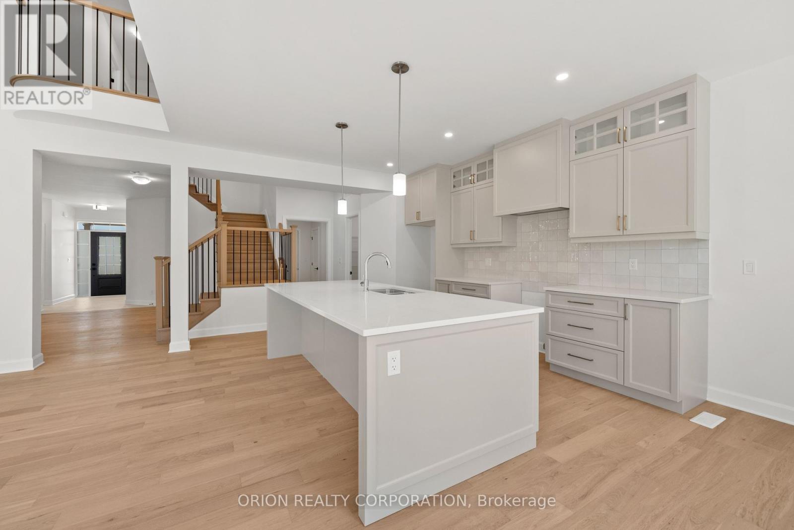 929 Goodwin Drive, Kingston, Ontario  K7P 0P7 - Photo 12 - X12437727
