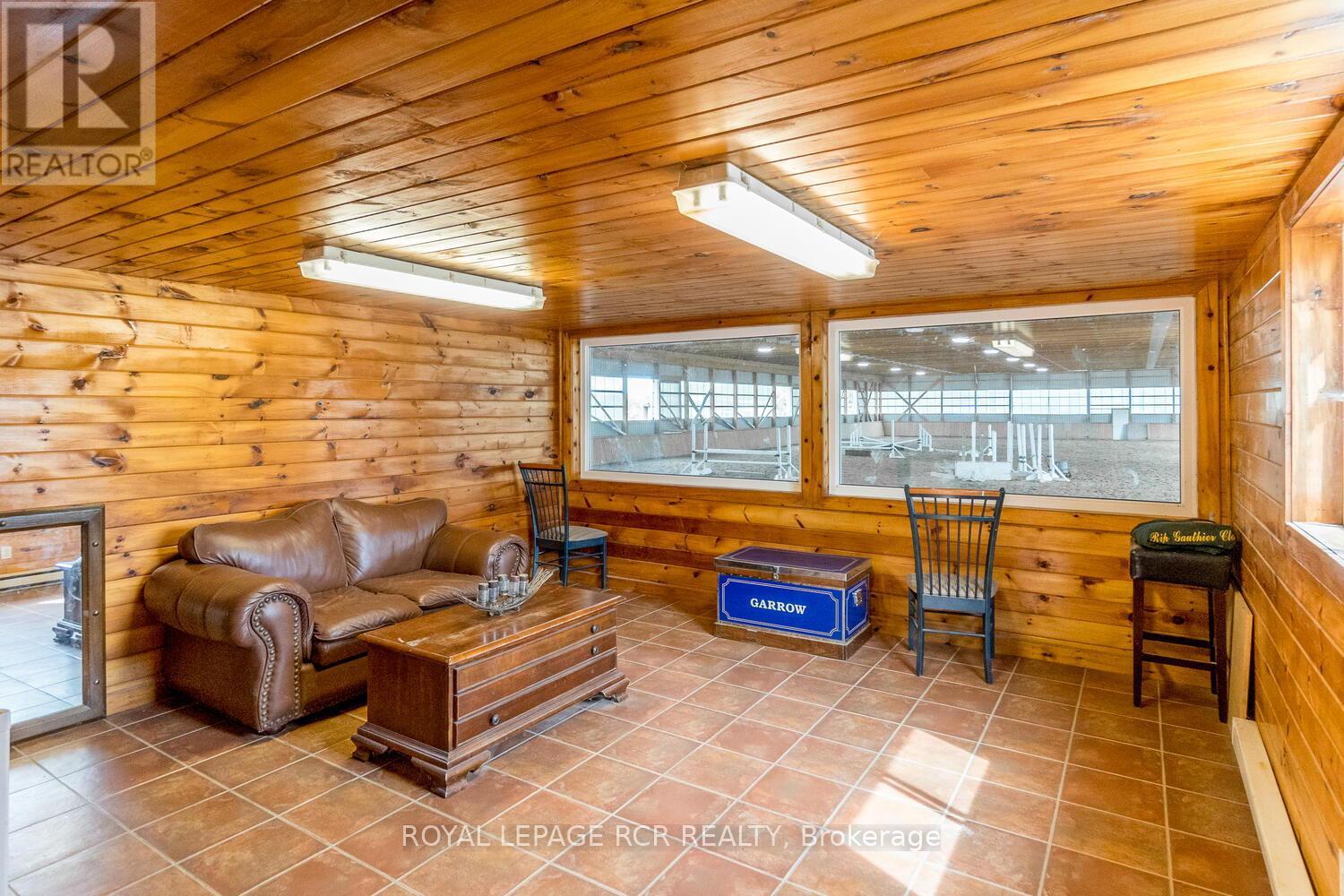 5031 Sixth Line, Erin, Ontario  L7J 2L8 - Photo 14 - X12437752