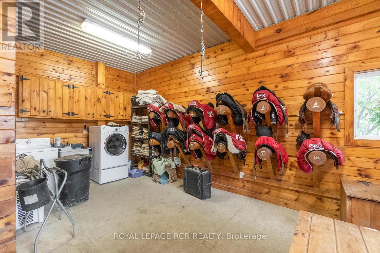 5031 Sixth Line, Erin, Ontario  L7J 2L8 - Photo 18 - X12437752