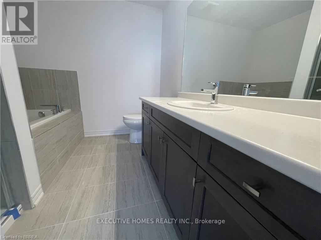 100 - 120 Court Drive, Brant, Ontario  N3L 0N2 - Photo 12 - X12437759