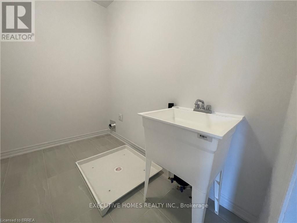 100 - 120 Court Drive, Brant, Ontario  N3L 0N2 - Photo 16 - X12437759