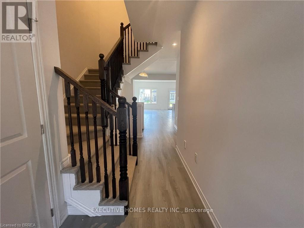 100 - 120 Court Drive, Brant, Ontario  N3L 0N2 - Photo 3 - X12437759