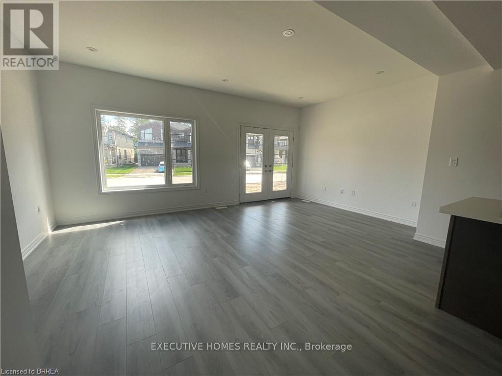 100 - 120 Court Drive, Brant, Ontario  N3L 0N2 - Photo 4 - X12437759