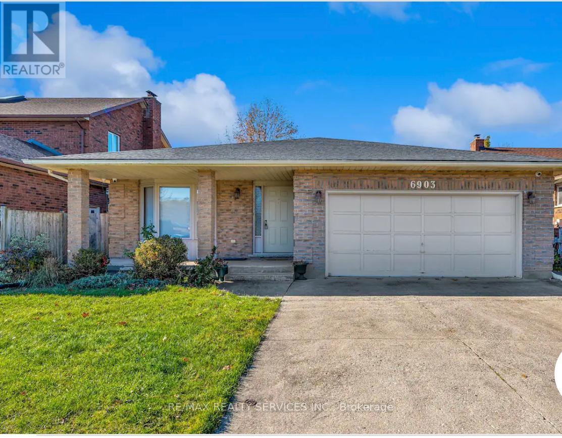 6903 Cumberland Court, Niagara Falls, Ontario  L2H 2R7 - Photo 1 - X12437779