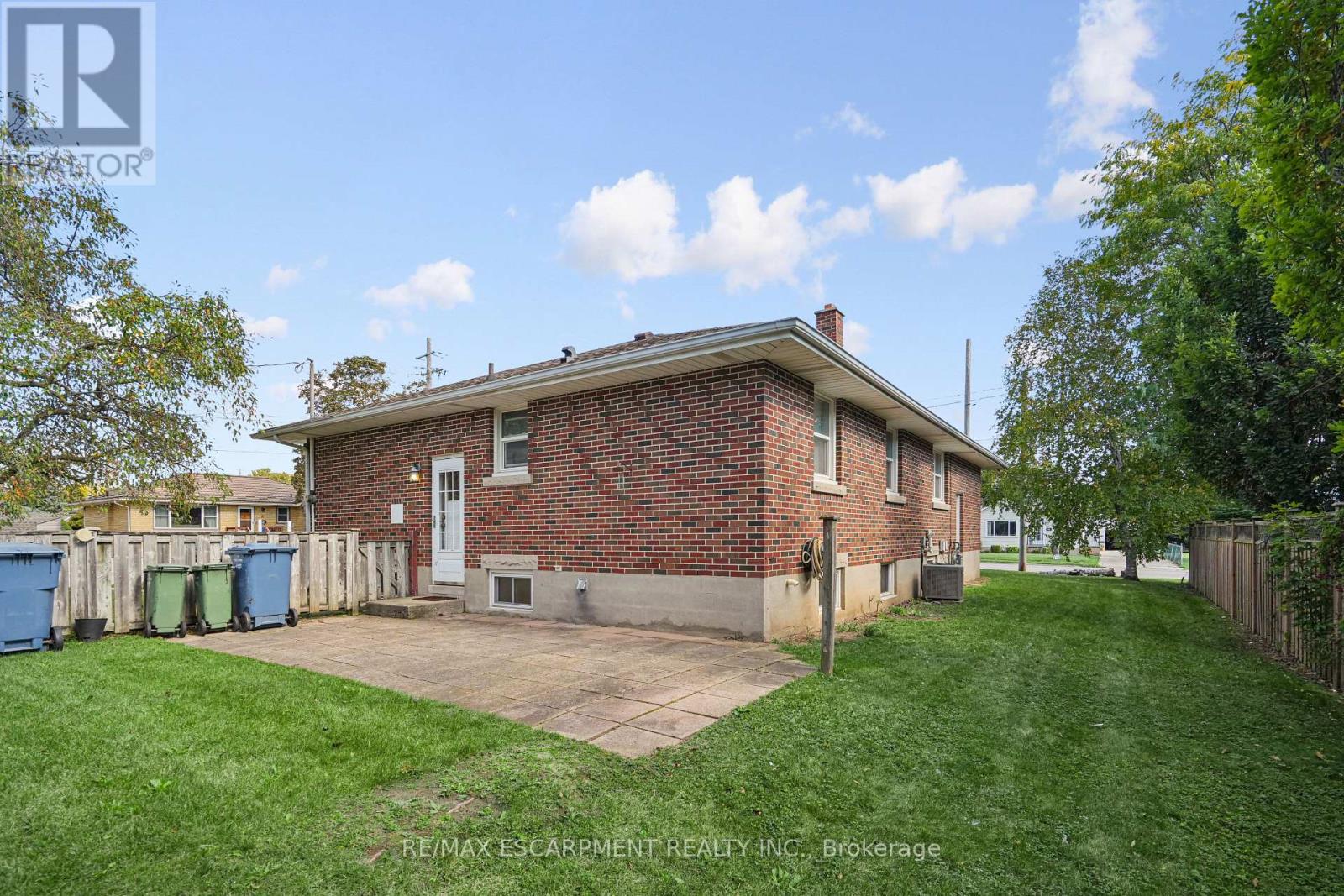 6 Clive Avenue, Guelph, Ontario  N1E 3S3 - Photo 21 - X12437811