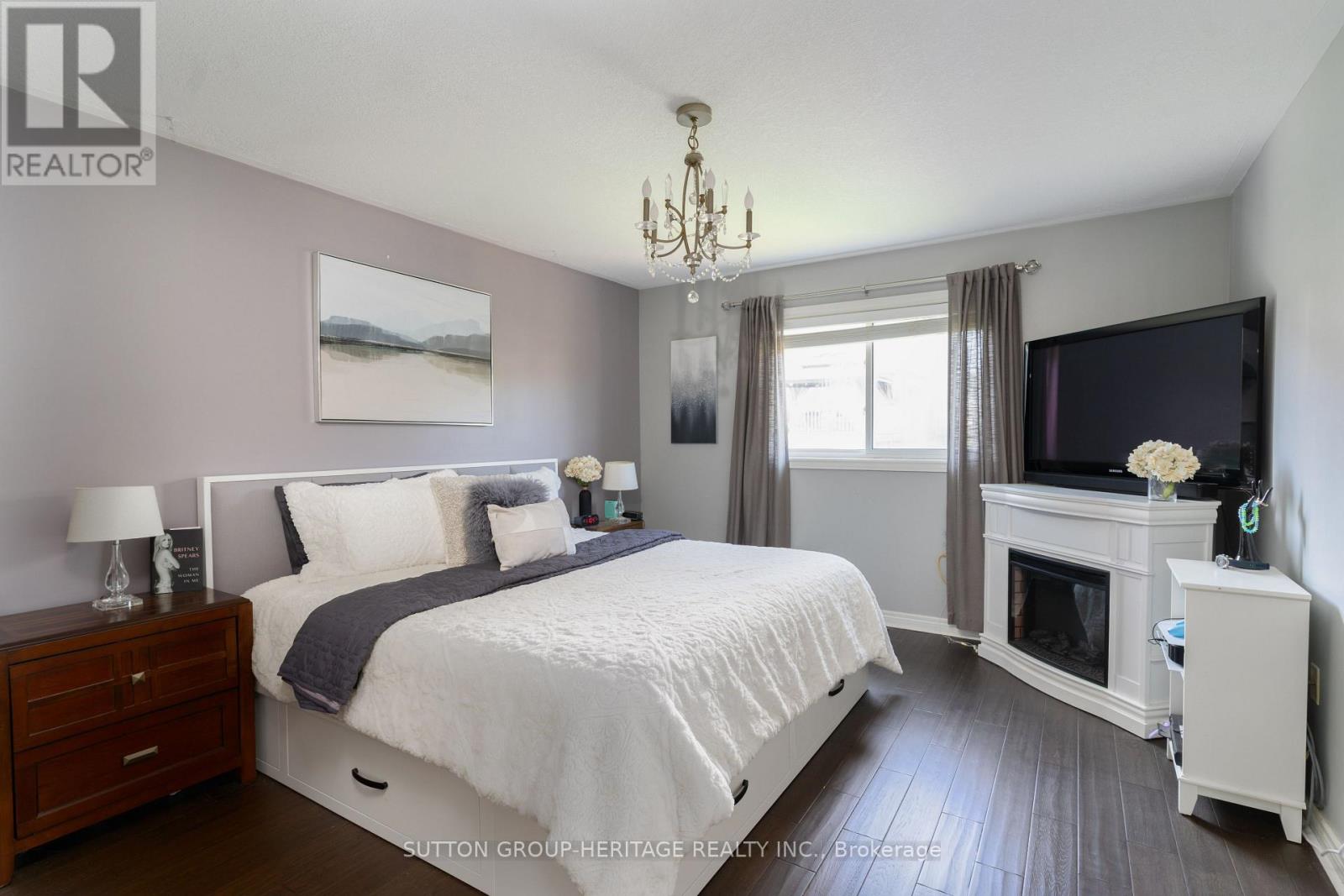 99 Sweetnam Drive, Kawartha Lakes, Ontario  K9V 0A6 - Photo 11 - X12437858
