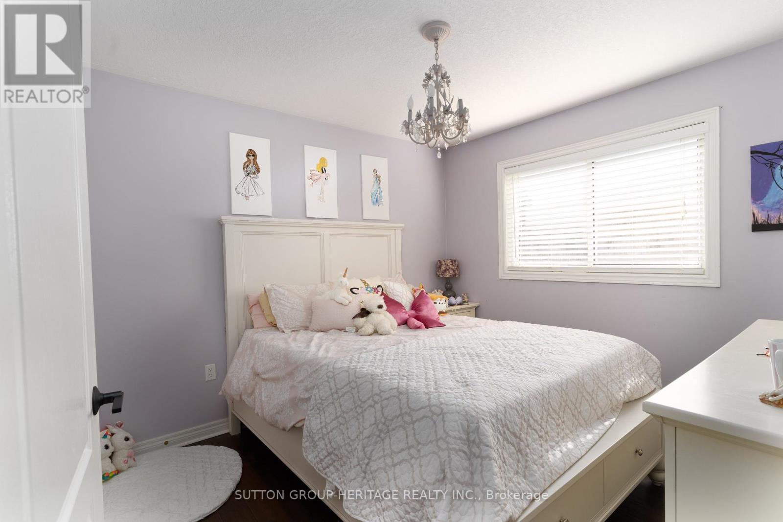 99 Sweetnam Drive, Kawartha Lakes, Ontario  K9V 0A6 - Photo 13 - X12437858
