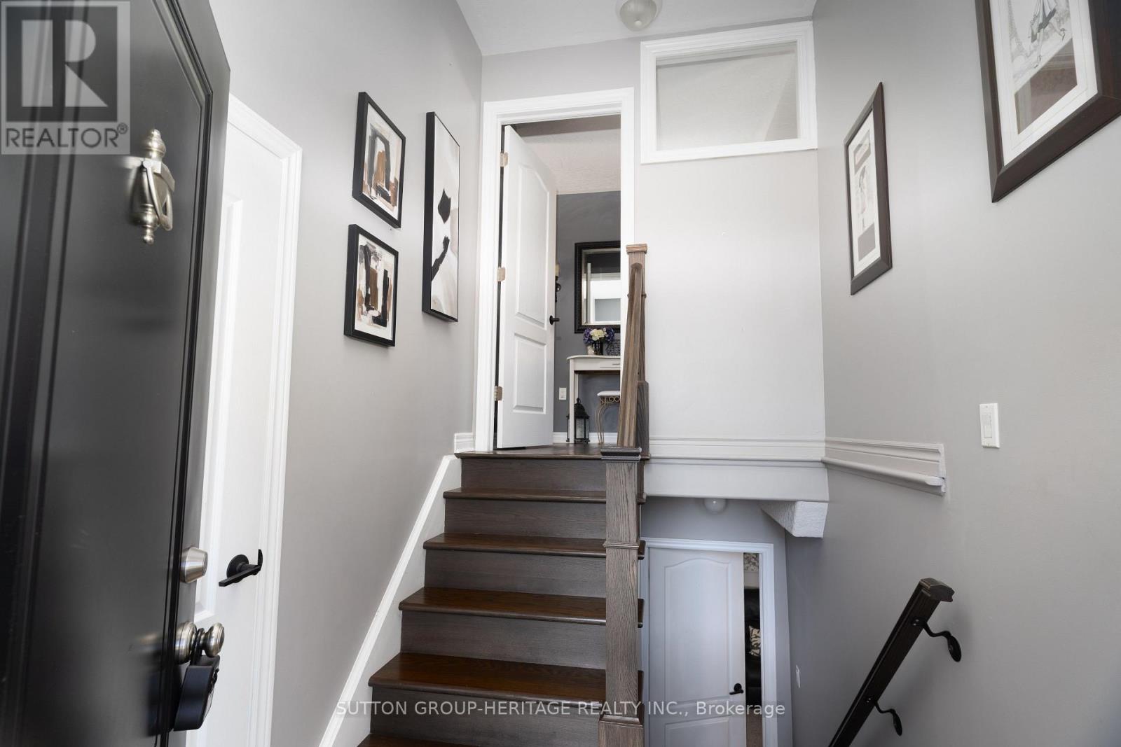 99 Sweetnam Drive, Kawartha Lakes, Ontario  K9V 0A6 - Photo 3 - X12437858