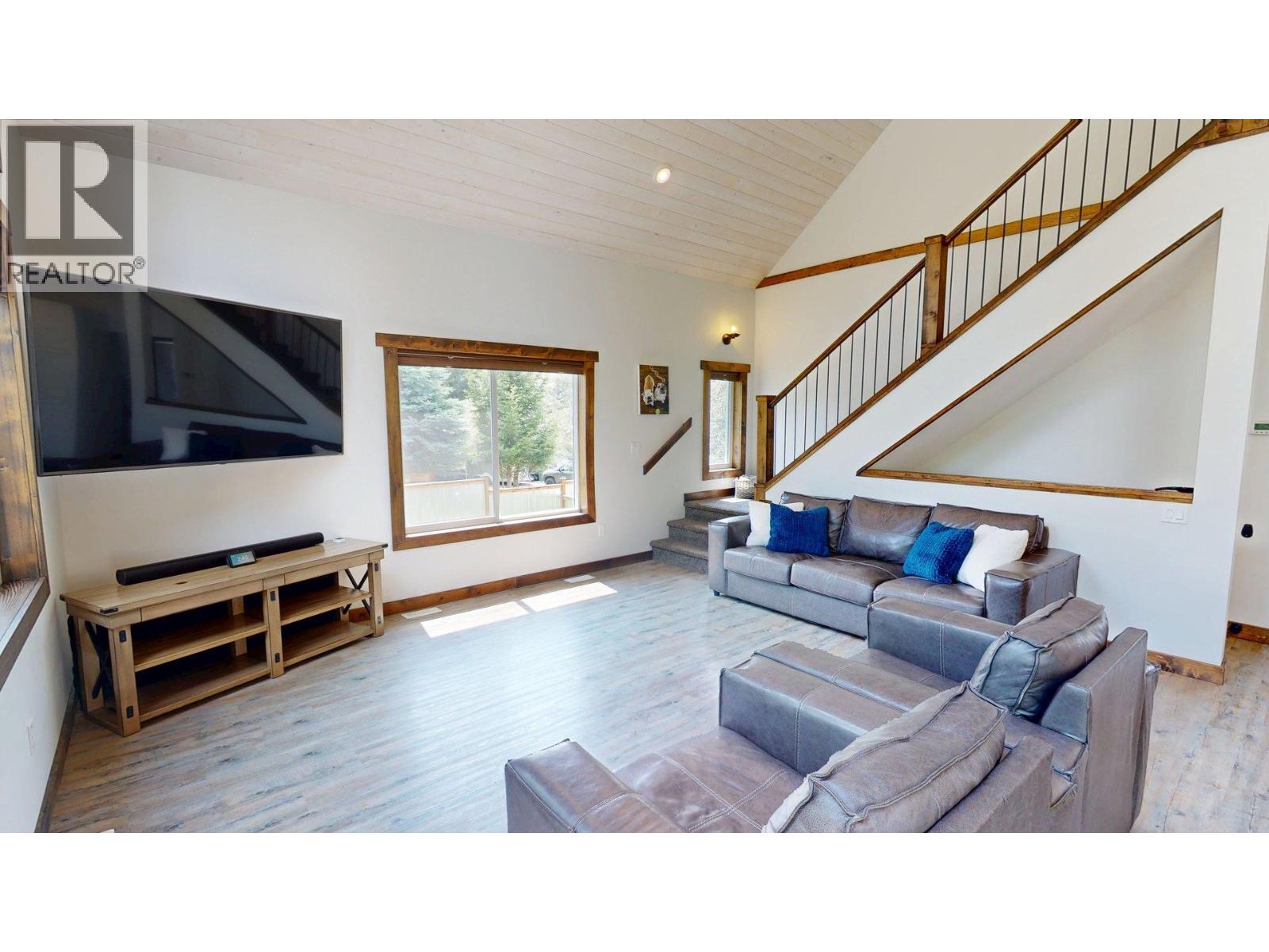 974 313th Drive, Kimberley, British Columbia  V1A 3G9 - Photo 12 - 10353262