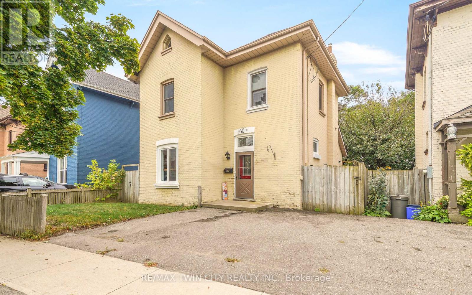 60 Terrace Hill Street, Brantford, Ontario  N3R 1G1 - Photo 1 - X12437862