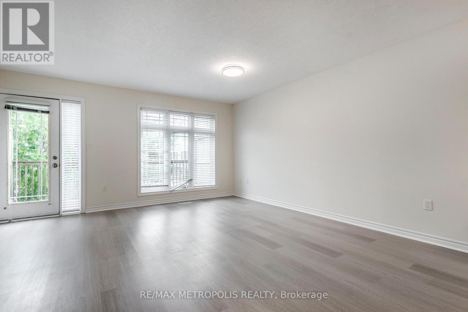 C16 - 619 Wild Ginger Avenue, Waterloo, Ontario  N2V 2X1 - Photo 15 - X12437866