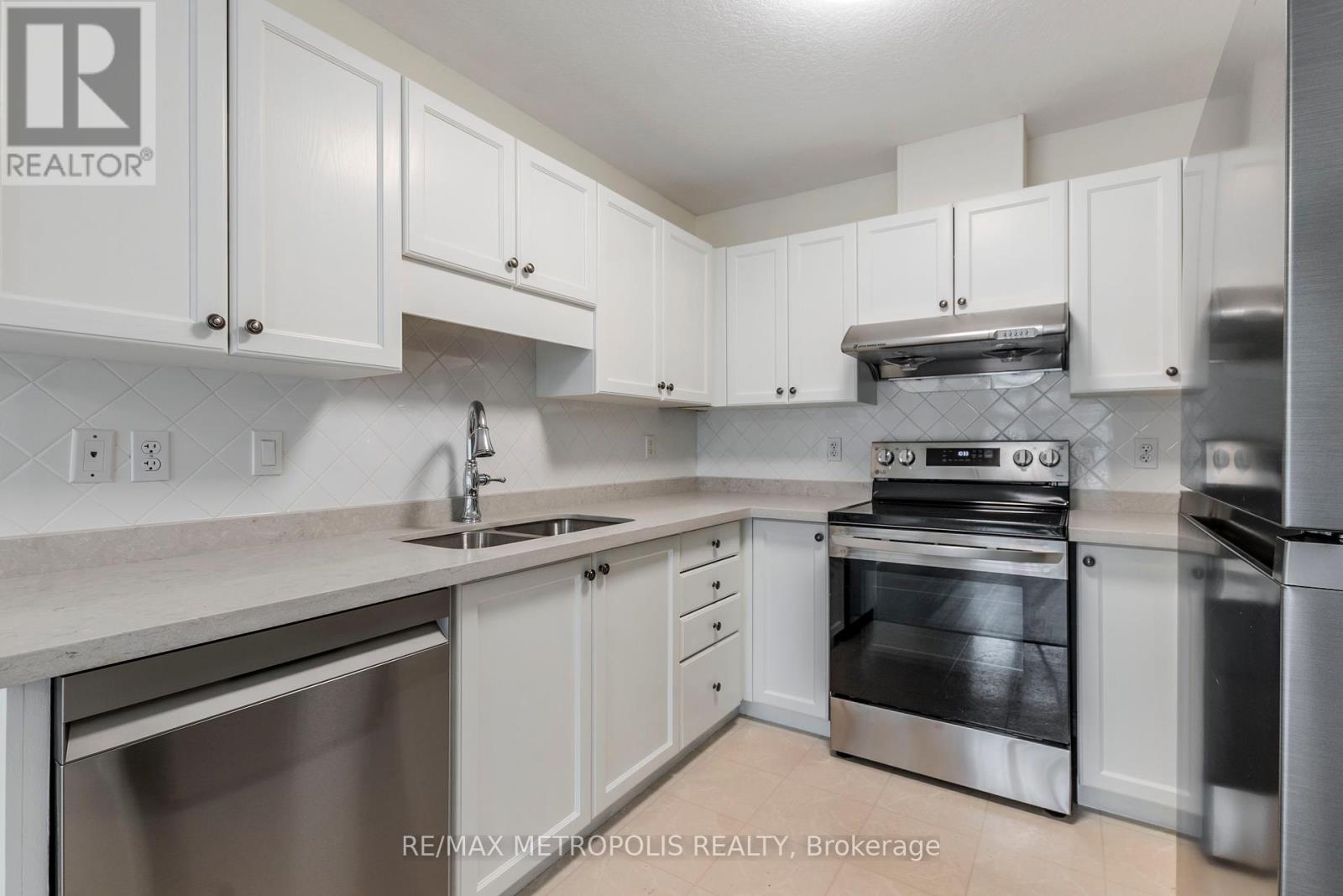 C16 - 619 Wild Ginger Avenue, Waterloo, Ontario  N2V 2X1 - Photo 18 - X12437866