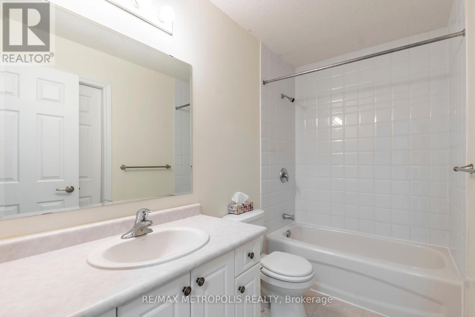 C16 - 619 Wild Ginger Avenue, Waterloo, Ontario  N2V 2X1 - Photo 26 - X12437866