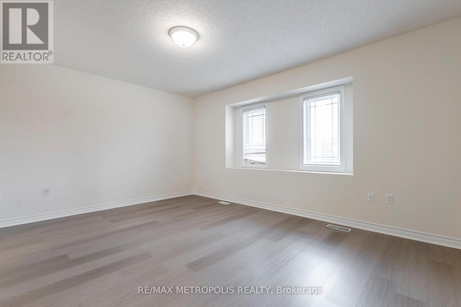 C16 - 619 Wild Ginger Avenue, Waterloo, Ontario  N2V 2X1 - Photo 27 - X12437866