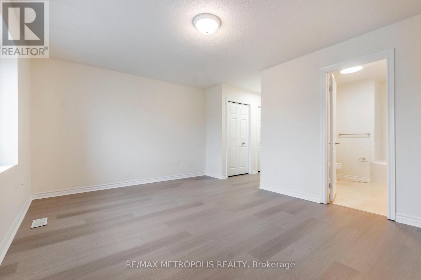 C16 - 619 Wild Ginger Avenue, Waterloo, Ontario  N2V 2X1 - Photo 29 - X12437866