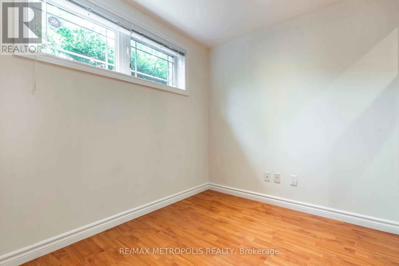 C16 - 619 Wild Ginger Avenue, Waterloo, Ontario  N2V 2X1 - Photo 34 - X12437866