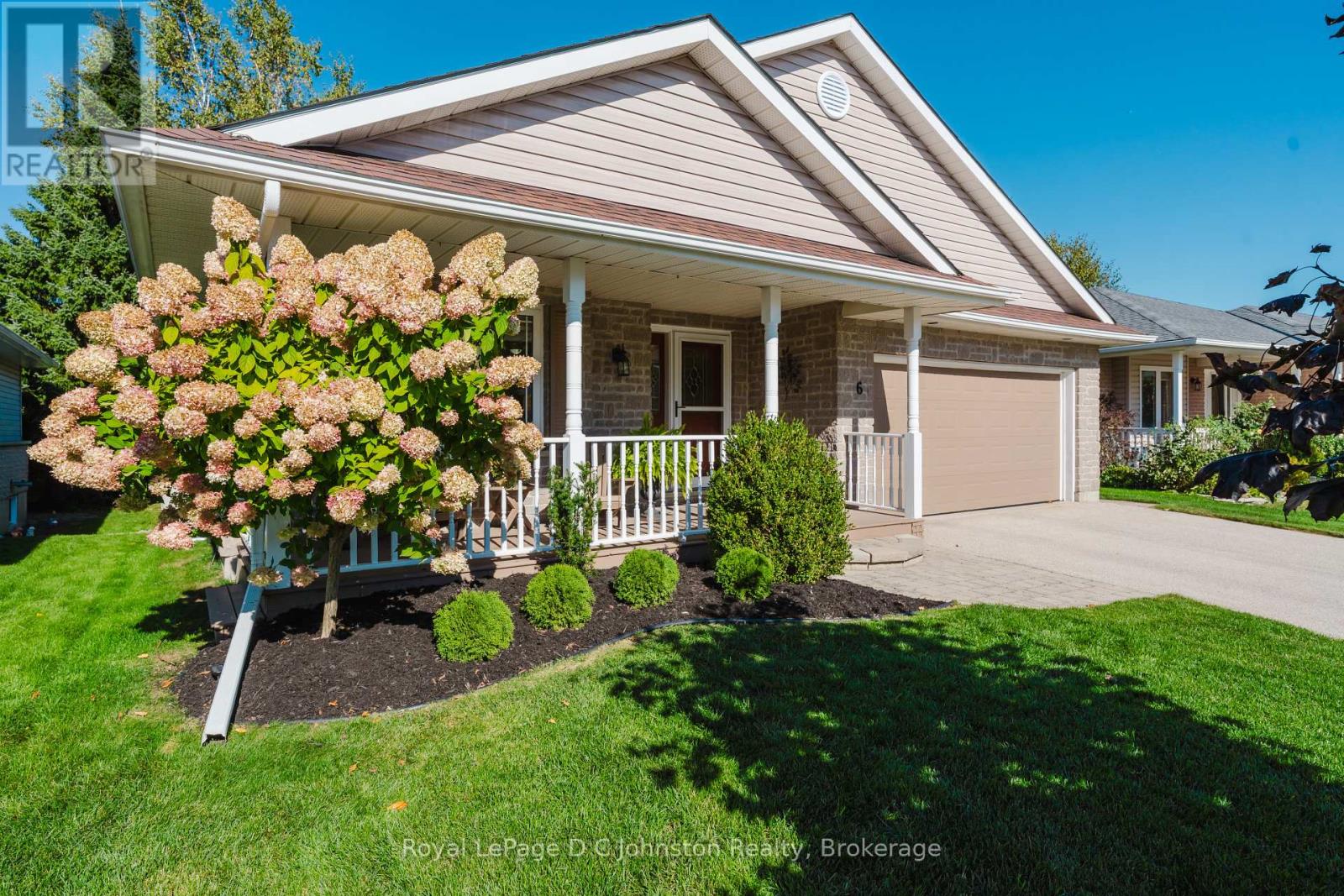 6 Eastgate Drive, Saugeen Shores, Ontario  N0H 2L0 - Photo 2 - X12438119