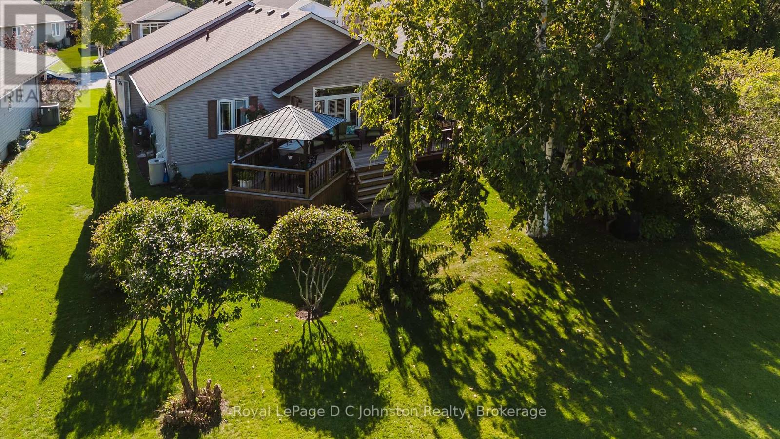 6 Eastgate Drive, Saugeen Shores, Ontario  N0H 2L0 - Photo 5 - X12438119
