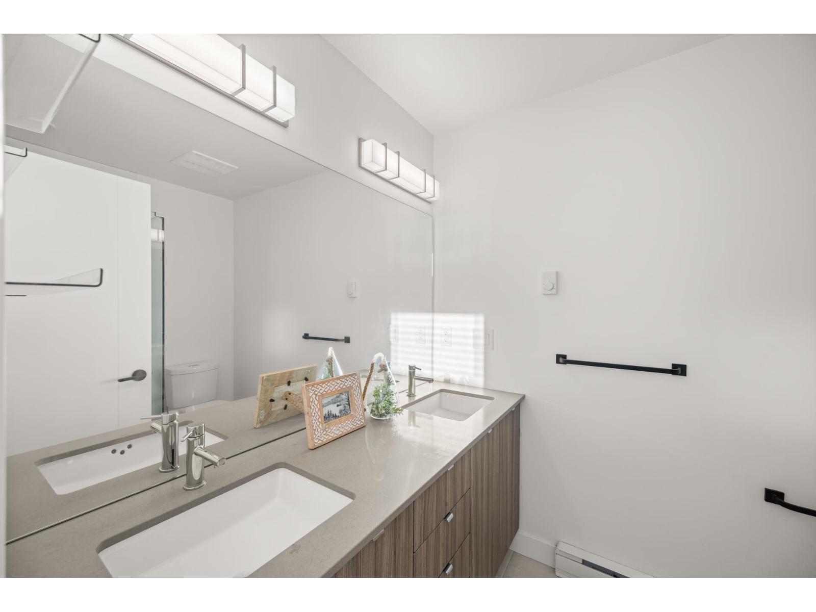 307 32838 Landeau Place, Abbotsford, British Columbia  V2S 0M6 - Photo 21 - R3053416