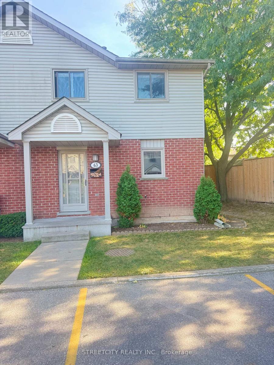 63 - 511 Admiral Drive, London East, Ontario  N5V 4R4 - Photo 1 - X12438116