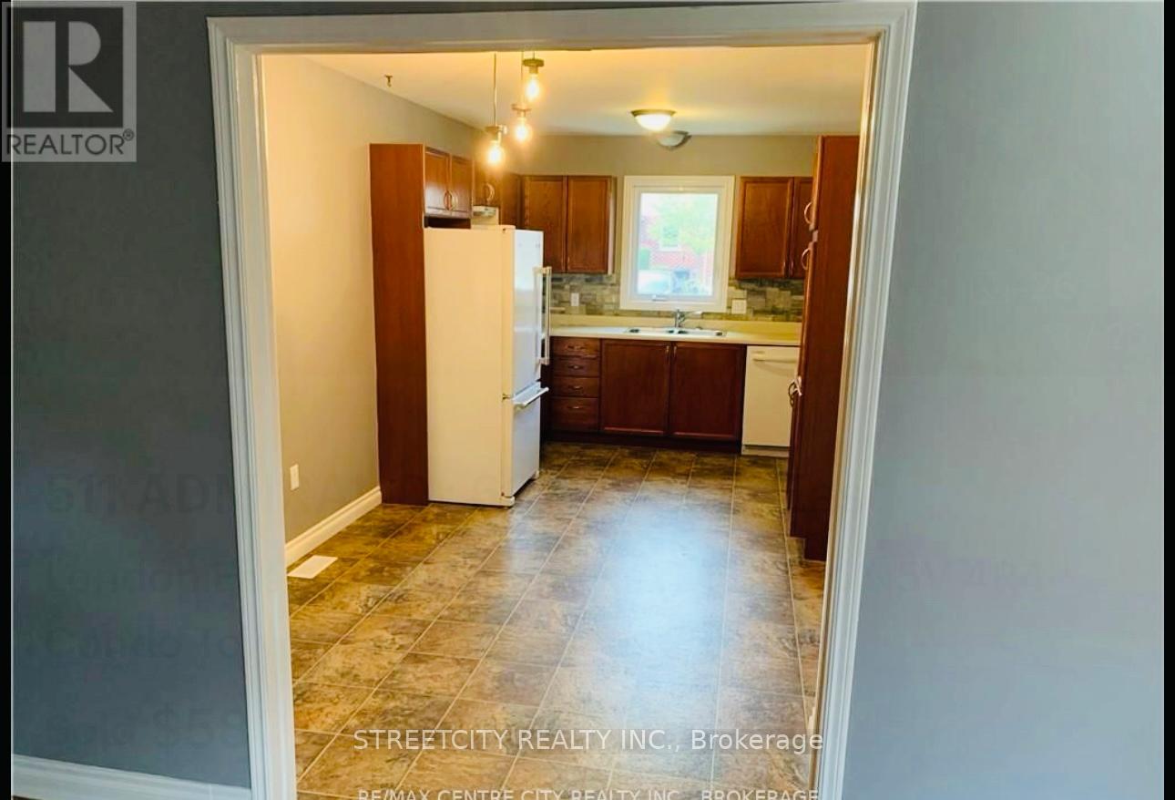 63 - 511 Admiral Drive, London East, Ontario  N5V 4R4 - Photo 5 - X12438116