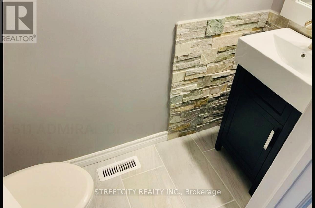 63 - 511 Admiral Drive, London East, Ontario  N5V 4R4 - Photo 8 - X12438116