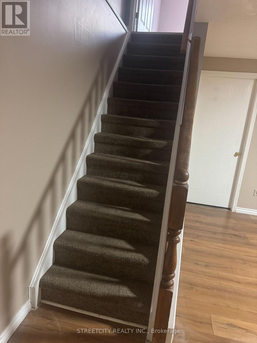 63 - 511 Admiral Drive, London East, Ontario  N5V 4R4 - Photo 9 - X12438116
