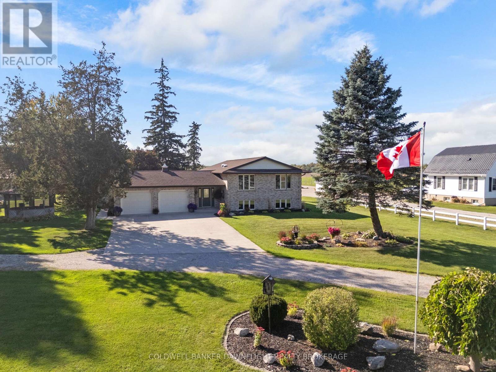 72471 London Road, Bluewater, Ontario  N0M 1X0 - Photo 5 - X12438167