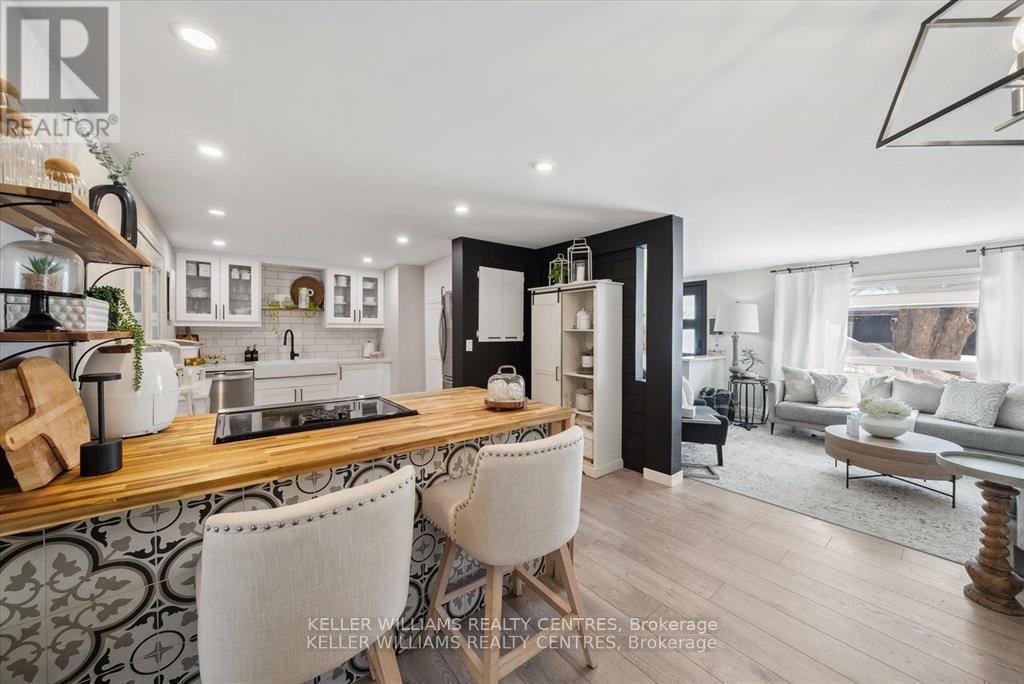 18 Cherrywood Lane, Innisfil, Ontario  L9S 1M6 - Photo 15 - N12437928