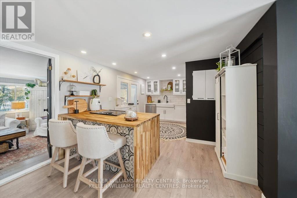 18 Cherrywood Lane, Innisfil, Ontario  L9S 1M6 - Photo 16 - N12437928
