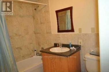 Main Floor - 89 Centre Street E, Richmond Hill, Ontario  L4C 1A3 - Photo 9 - N12438063
