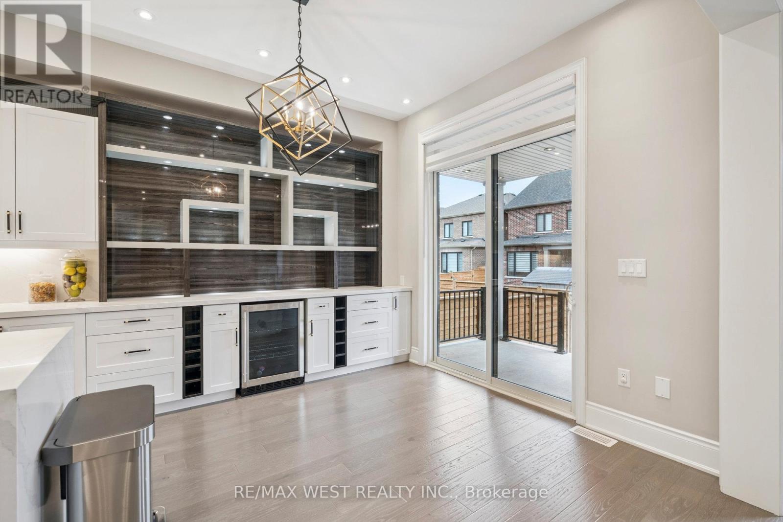 54 Stilton Avenue, Vaughan, Ontario  L4H 5B9 - Photo 13 - N12438066